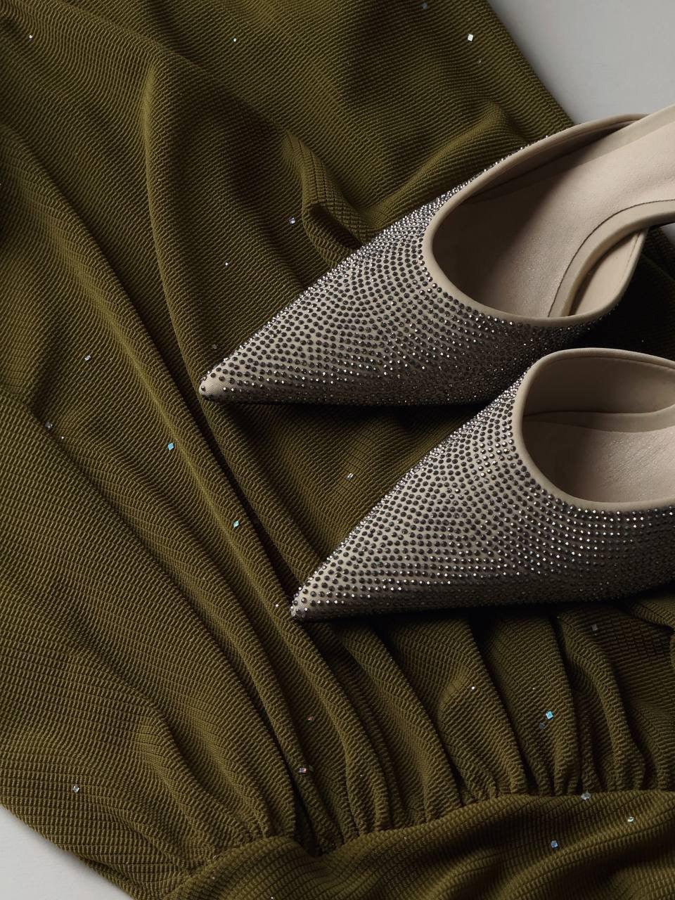 Robe midi moulante kaki avec détails scintillants