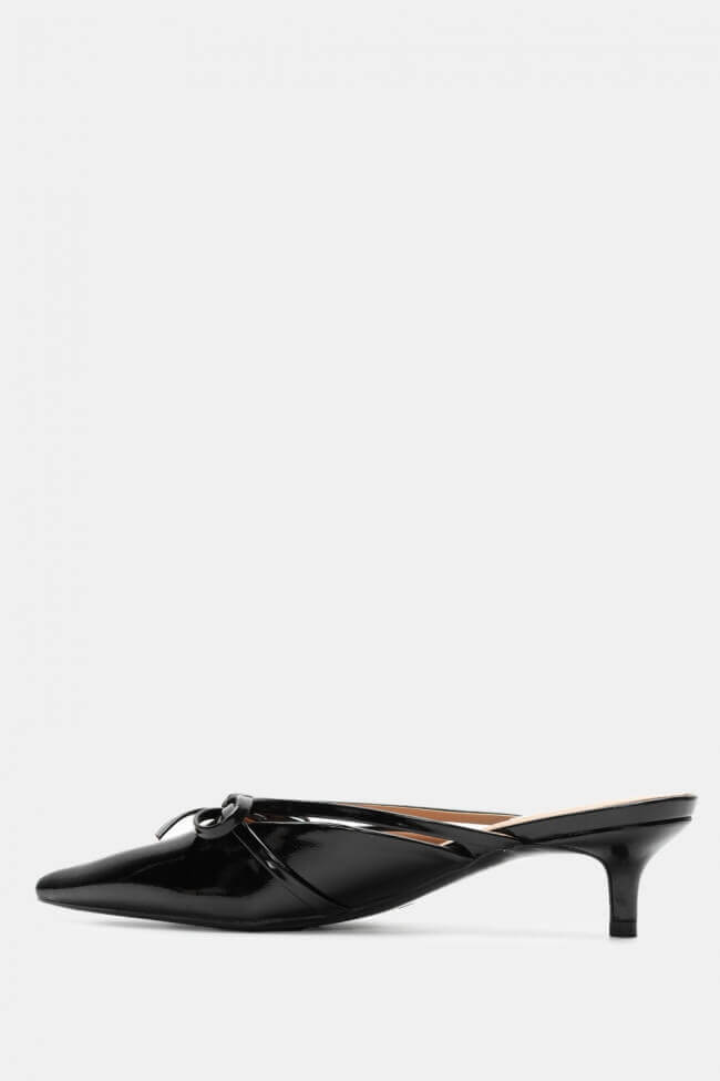 Mules Pointues avec Nœud Décoratif