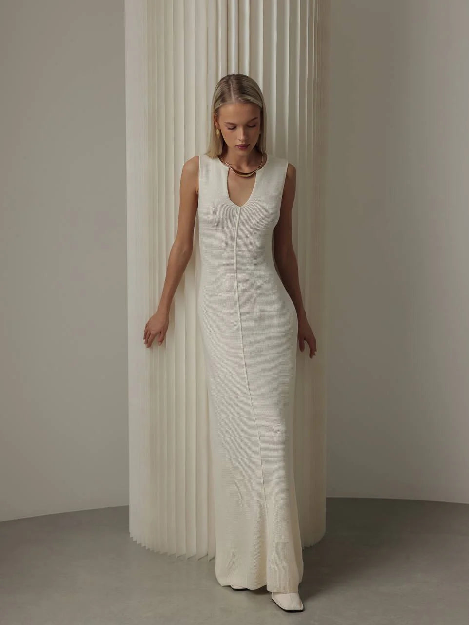 Robe longue en tricot sans manches