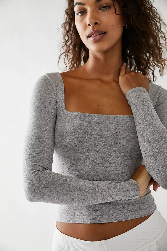 Haut Femme à Manches Longues – Col Carré Élégant