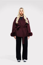 Manteau Court en Laine avec Poignets en Fourrure