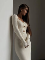 Robe Côtelée Élégante avec Détails Dorés