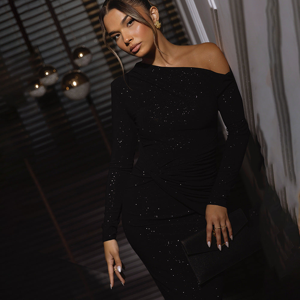 Robe Audacieuse et Sculpturale