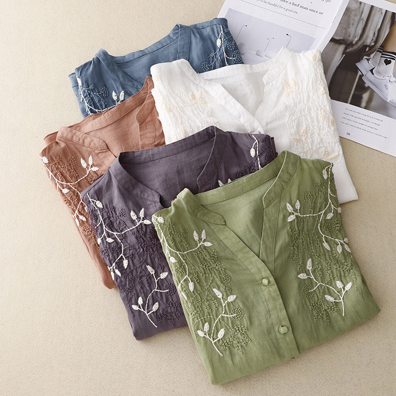 BLOUSE BRODÉE VINTAGE – ÉLÉGANCE URBAINE &amp; CHARME ARTISTIQUE