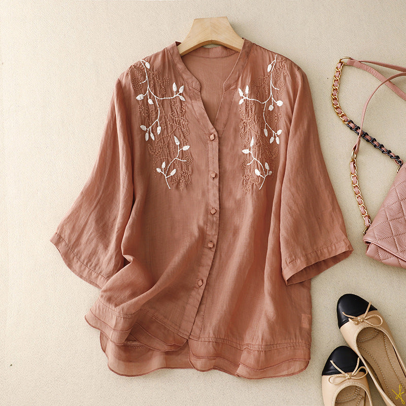 BLOUSE BRODÉE VINTAGE – ÉLÉGANCE URBAINE &amp; CHARME ARTISTIQUE