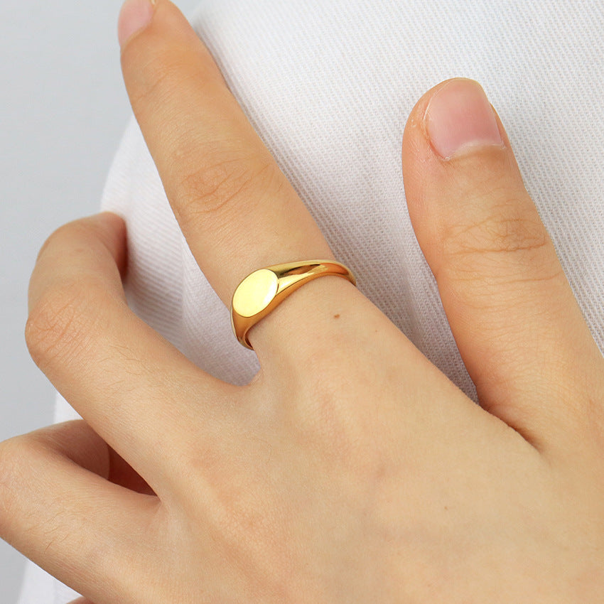 Bague Ovale Polie en Acier Inoxydable Doré